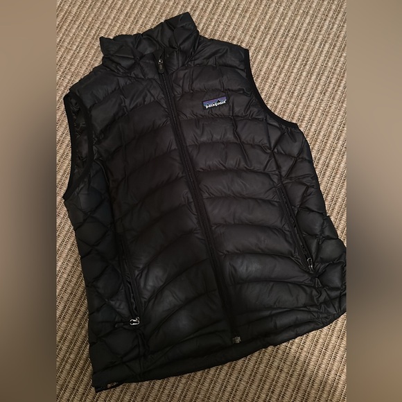 Patagonia - Women's Down Sweater™ Vest - Picture 2 of 2